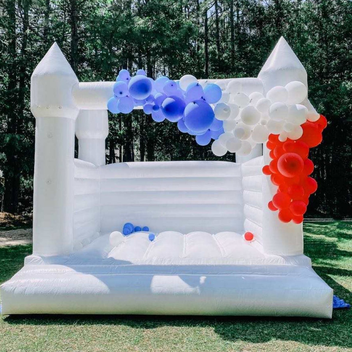 Inflatable White Bounce House Professional Jumping Bouncy Castle Bouncer for Wedding Party with Air Blower Balloons Carrying Bag Repair kit （2 parcels） (10ft*10ft*8ft（3 * 3 * 2.5 m）)